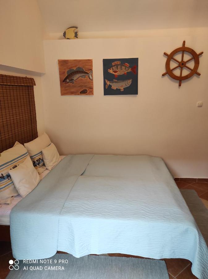 Kis Apartmanhaz Balatonfured Exterior photo